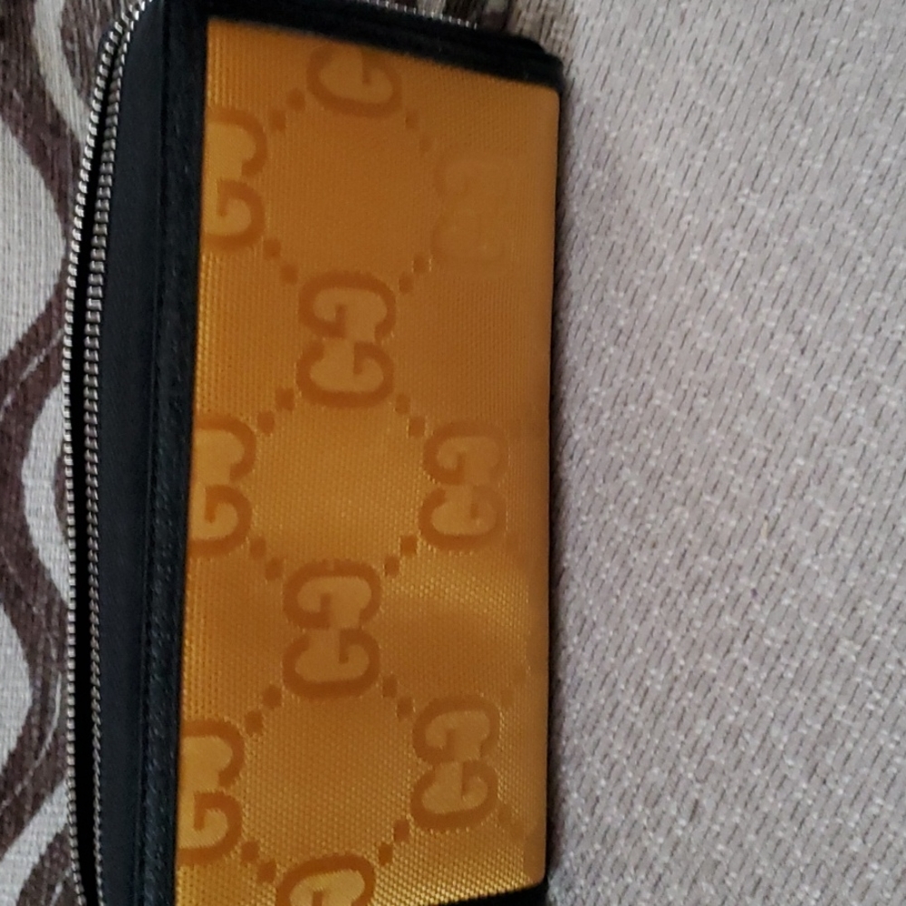 Wallet - Picture 2 of 4